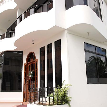 Planet House Puerto Ayora (Galapagos Islands) Exterior photo