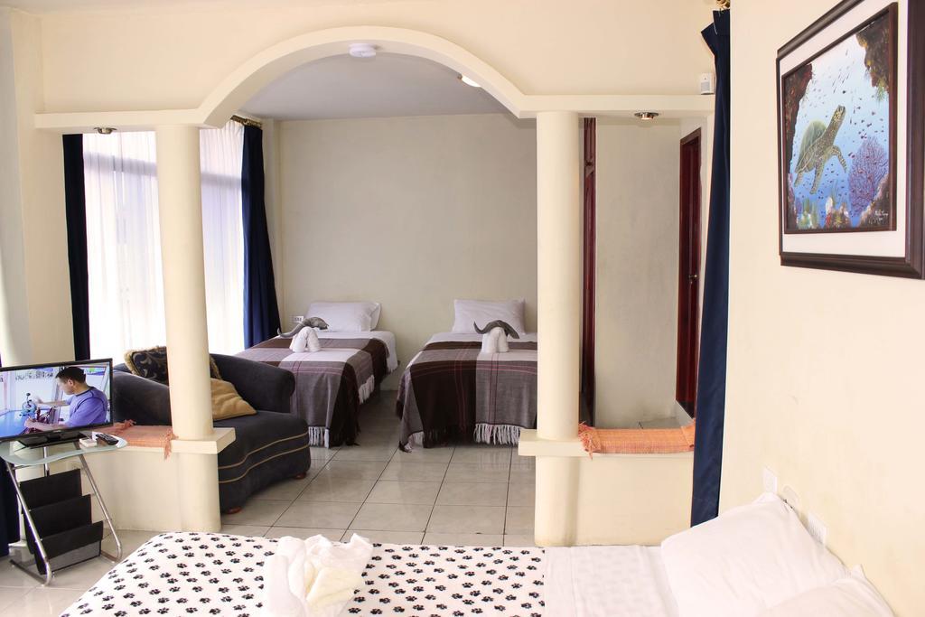 Planet House Puerto Ayora (Galapagos Islands) Room photo